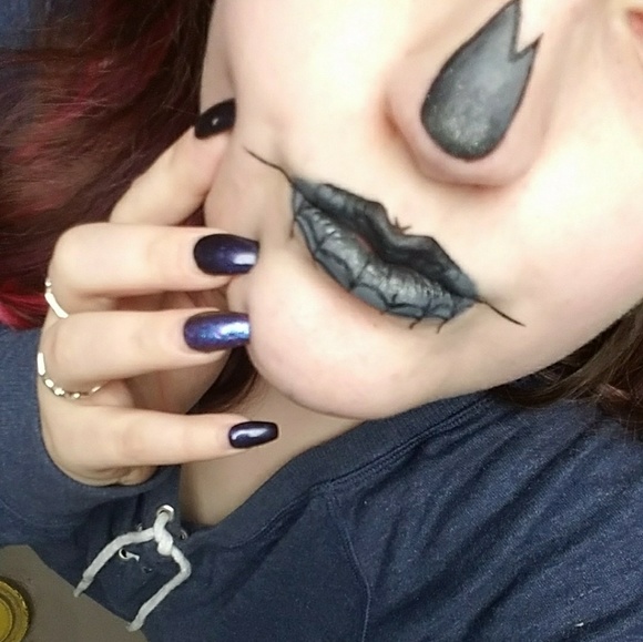 Meet your Posher, Monica - Picture 4 of 4